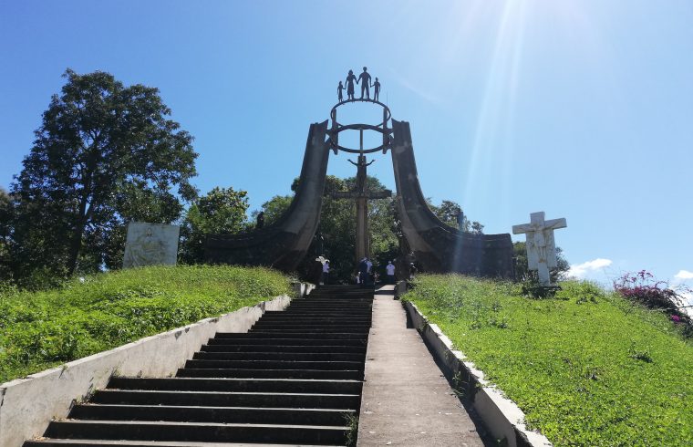 arpassv's tweet photo. 🌐📲#ArpasDigital| La masacre de El Mozote, símbolo de la impunidad en El Salvador
🔴Escúchelo🎧aquí👉 https://t.co/BwinzoMXmP
El podcast fue realizado en honor a Rufina Amaya y a todas las víctimas que aún esperan verdad, justicia y reparación.
📷El Faro https://t.co/NCOwvrUEM2