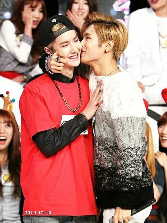 bohan_uniq's tweet photo. BoHanszd ❤💚

#WangYibo王一博 #LiWenhan #UNIQ #BoHan #HanBo #博翰 #王一博 x 李汶翰 https://t.co/93UeoFvH8D