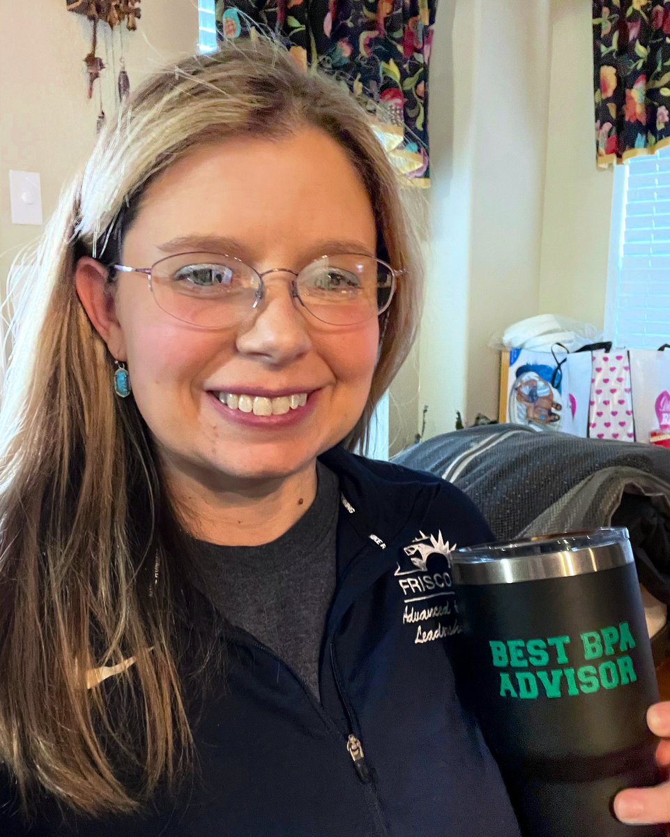 ReedyHSBPA's tweet photo. Packing and almost forgot my most important item, a gift from my former @reedyhsbpa seniors. Gotta have my cup so the world knows I am the best! #fisdlearns @txbpa @ReedyHS_CTE @ReedyLions https://t.co/C7660sbt12