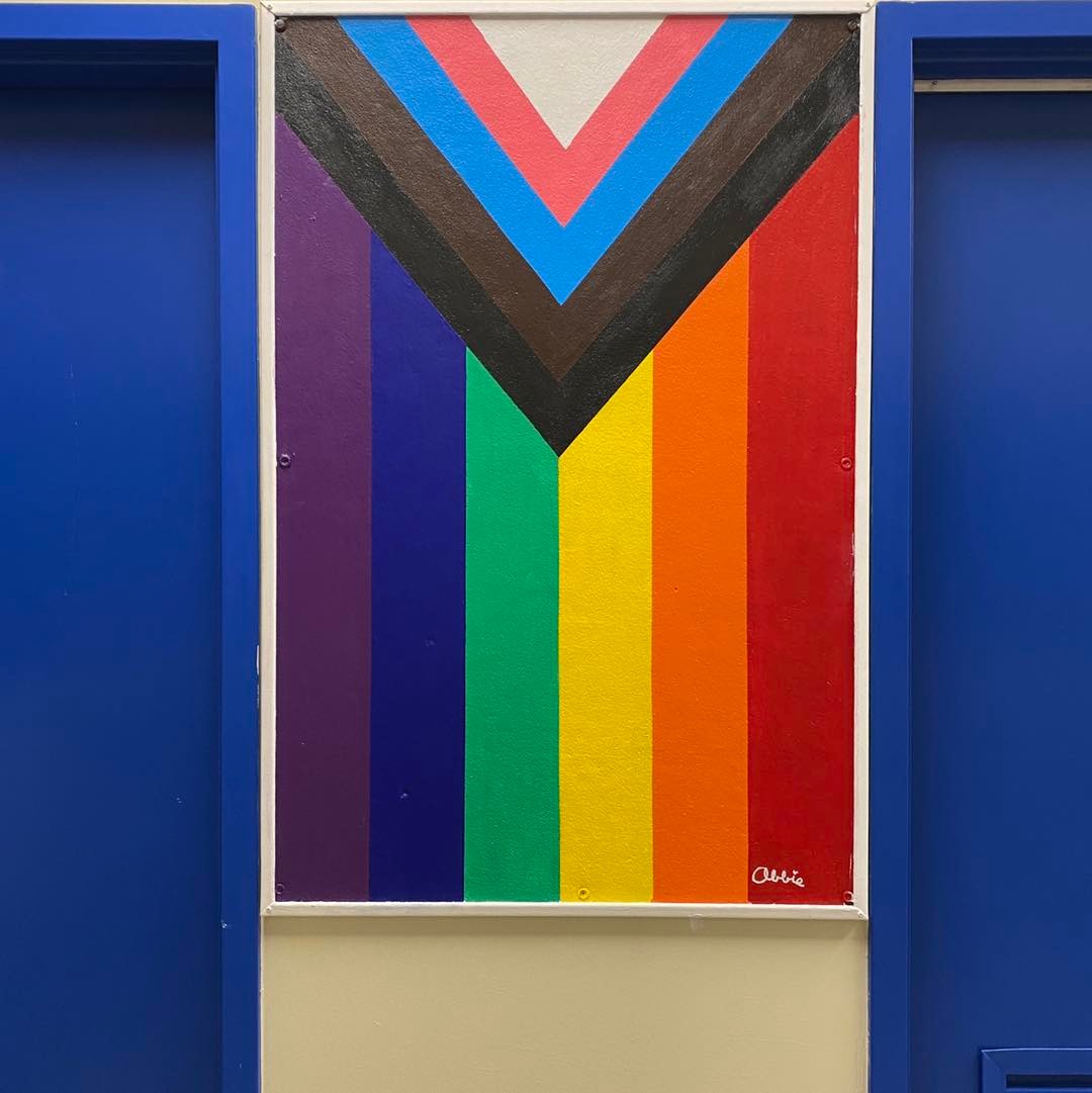 renfrewraiders's tweet photo. Art is for Everybody ~ Keith Haring 

Tonight we showcase two beautiful new murals now displayed in the entryway to the art room, painted by the talented Abbie LeGris and Shauna Church! Thank you for sharing your talents and helping to create a safe and welcoming space ! https://t.co/x5pnrX11d4