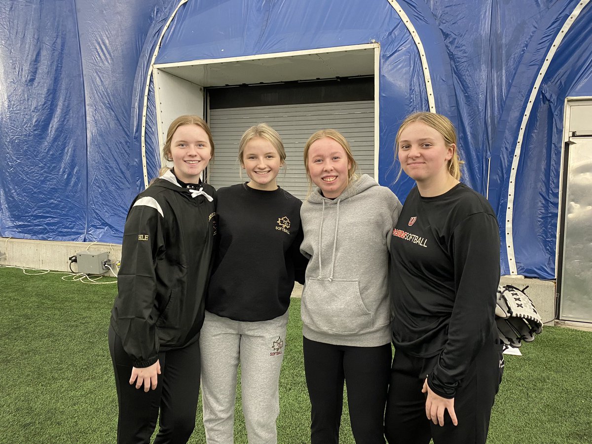 Good Luck to ALL the Future Crimson players who are trying out for <a href="/omgaa/">OMGAA</a> Softball this week!!! <a href="/ihle_leah/">Leah Ihle</a> <a href="/SammyGustafson2/">Sammy Gustafson</a> <a href="/HansenTarin/">Tarin Hansen</a> Ava Ihle Current Crimson Players Volunteering for the Tryouts!!  #GoodLuck #proudcoach #WeAreCrimson