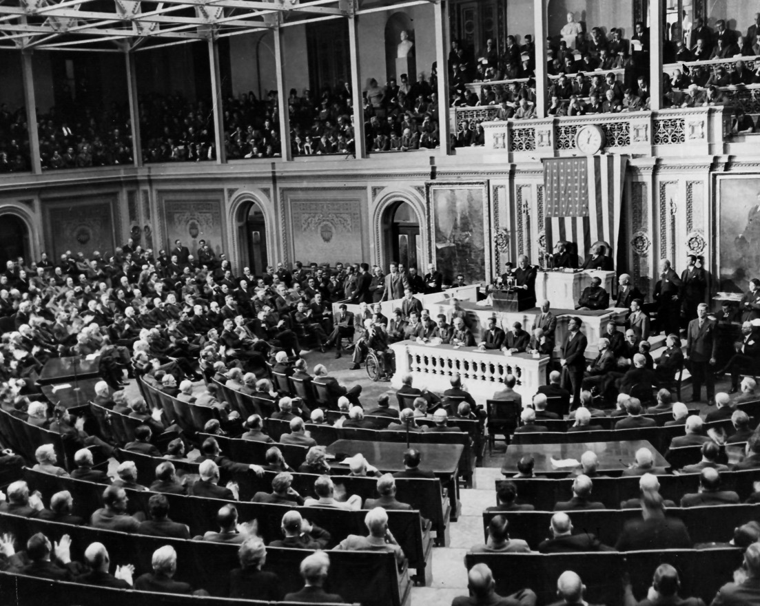 BeschlossDC's tweet photo. During European war, FDR in 1941 State of the Union said the struggle around the world and inside US was between democracy and dictatorship.  
He warned against “that small group of selfish men who would clip the wings of the American eagle in order to feather their own nests." https://t.co/RTtxuPTvi2