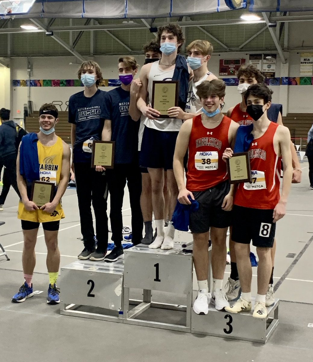 Amy Leveroni tweet media