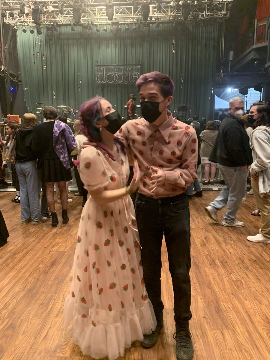 watereddownwill's tweet photo. dodie Maryland concert 🍓✅ (all the people that complimented us made us feel very cool LMFAOO 💞) https://t.co/JS82yNn2mS