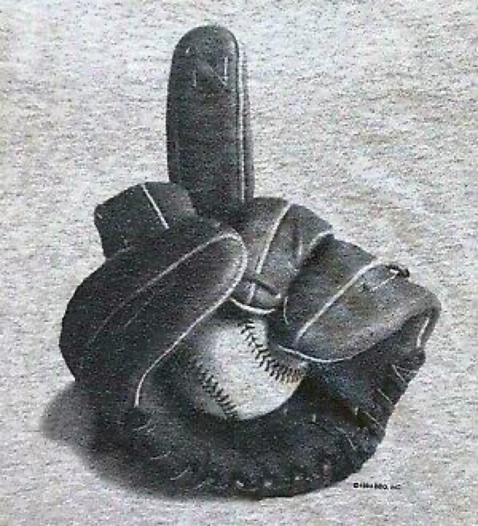 MarinersONTap's tweet photo. Fuck this @MLB lockout. I just want to see the Seattle Mariners play games, win, and make the playoffs. https://t.co/jgWw044Cy4