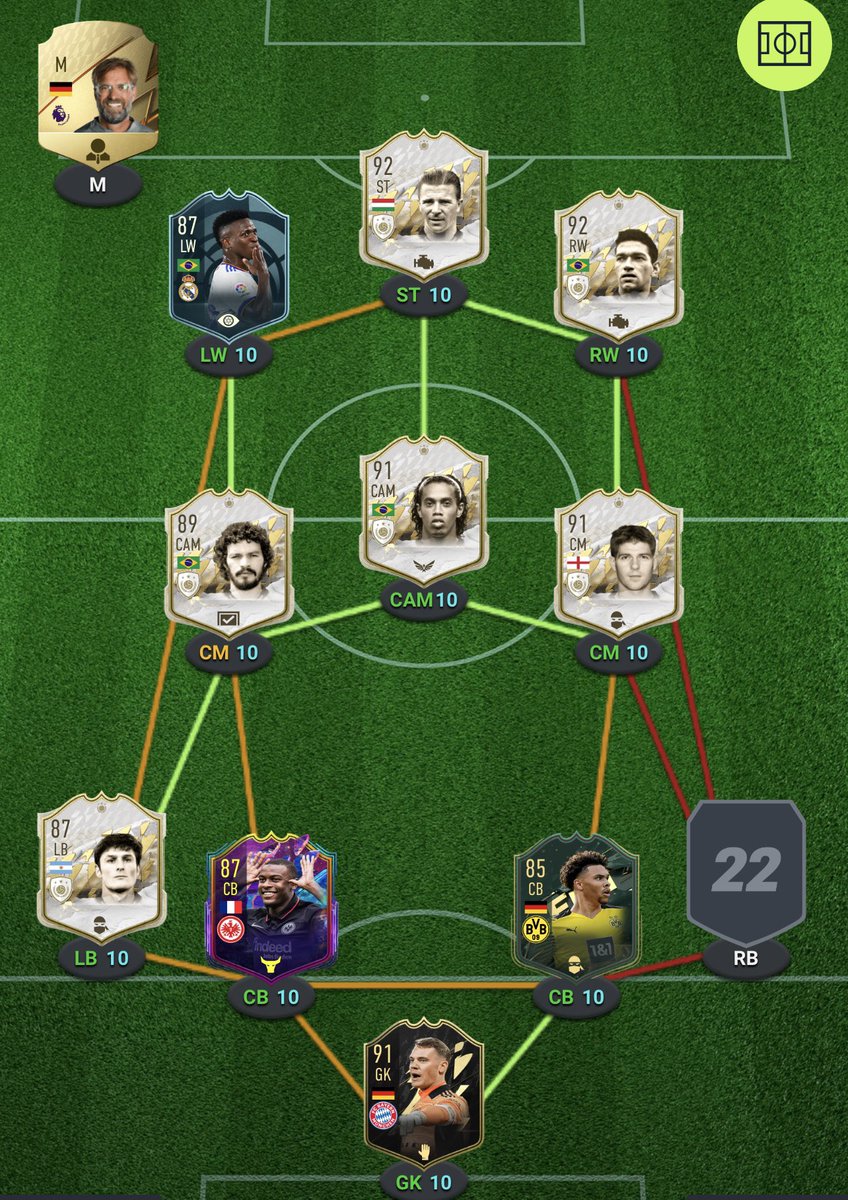 JKOfficial92's tweet photo. Guys this is my current team with everyone u trade able but my 2 CB I have 800k coins spare for a RB any good ideas how to fit Rooney into this team even if it means changing formation??! #fifahelp #fifasquadbuilder #FUT22 https://t.co/MrDQnh2U2m