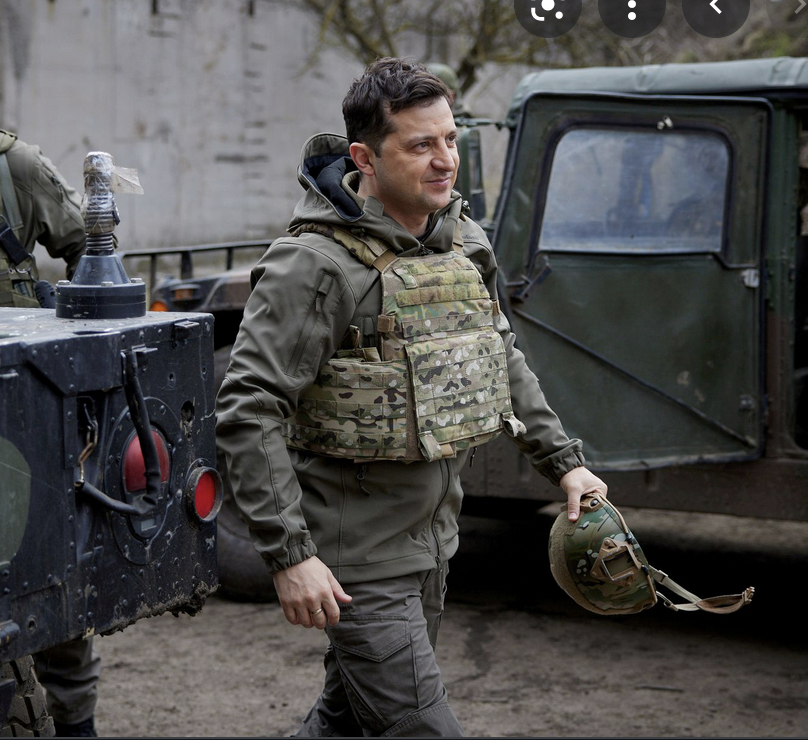 AndyOstroy's tweet photo. On a scale of 1-10, how impressed, impassioned, inspired are you by this dude? #Zelensky #Ukraine https://t.co/WVtRBJEGgy