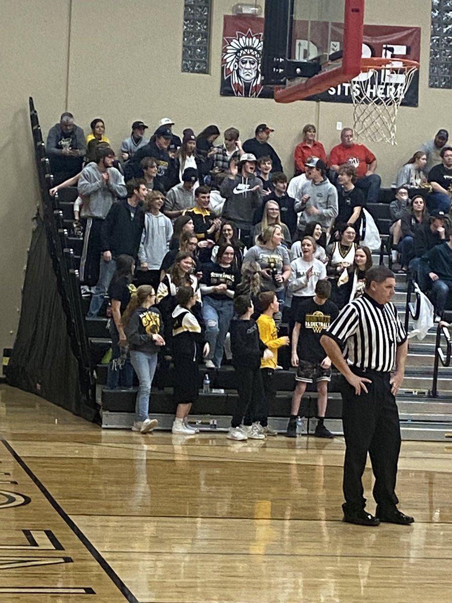 rip143's tweet photo. 1A Girls Super Sectional at Wayne City! https://t.co/LHS6448KY9