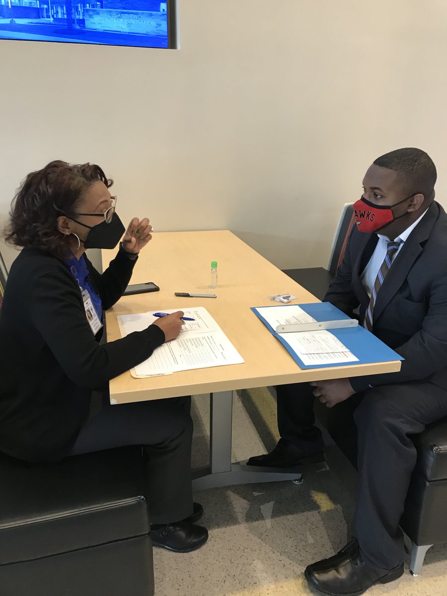 Rich2Transition's tweet photo. Thank you @RichlandTwo DO &amp; 
@ther2i2edge staff for helping our @ProjectSEARCHR2 @MUSCHealthCola interns practice interviewing skills!  Thank you for your feedback.  #careerready  @KatiniaD https://t.co/yyceiA4Piy