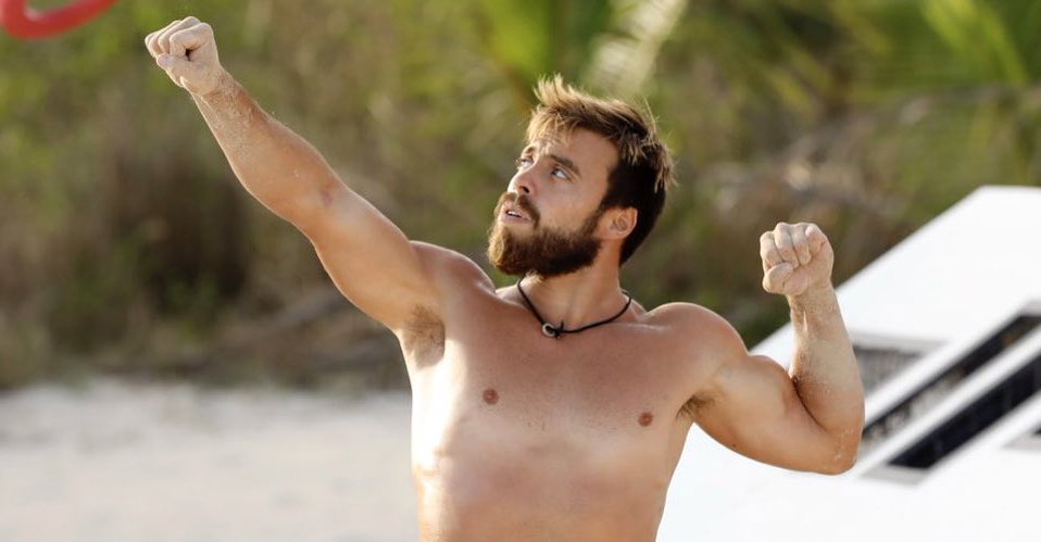 Empezamos a usar la frase GOLDEN BEAST, así que dejen sus diez tweets