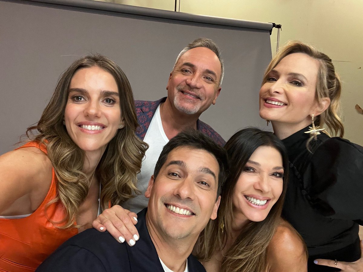 Bienvenidos a Talento <a href="/Rojo_TVN/">Talento Rojo</a> 😀😀🇨🇱 <a href="/TVN/">TVN</a> #TalentoRojoTVN