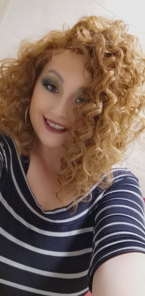 LBrookes's tweet photo. Bringing back that 80s perm 💁‍♀️ #ginger #perm https://t.co/HV8B9EjvpC