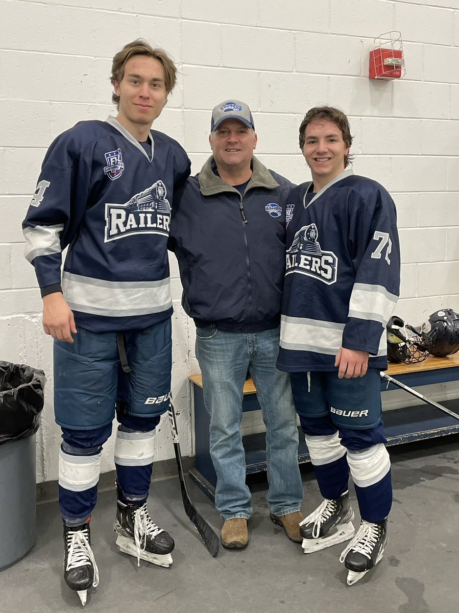 What do you do when your season’s over and you still need your hockey fix, simple go watch 2 of the best to ever play for the Blue <a href="/olivieri_drew/">Drew Olivieri</a> <a href="/conor_donovan2/">Conor Donovan</a> now playing for <a href="/Railers_JHC/">Worcester Railers JHC</a> great game and great win! Good luck in the playoffs #ForeverBlue