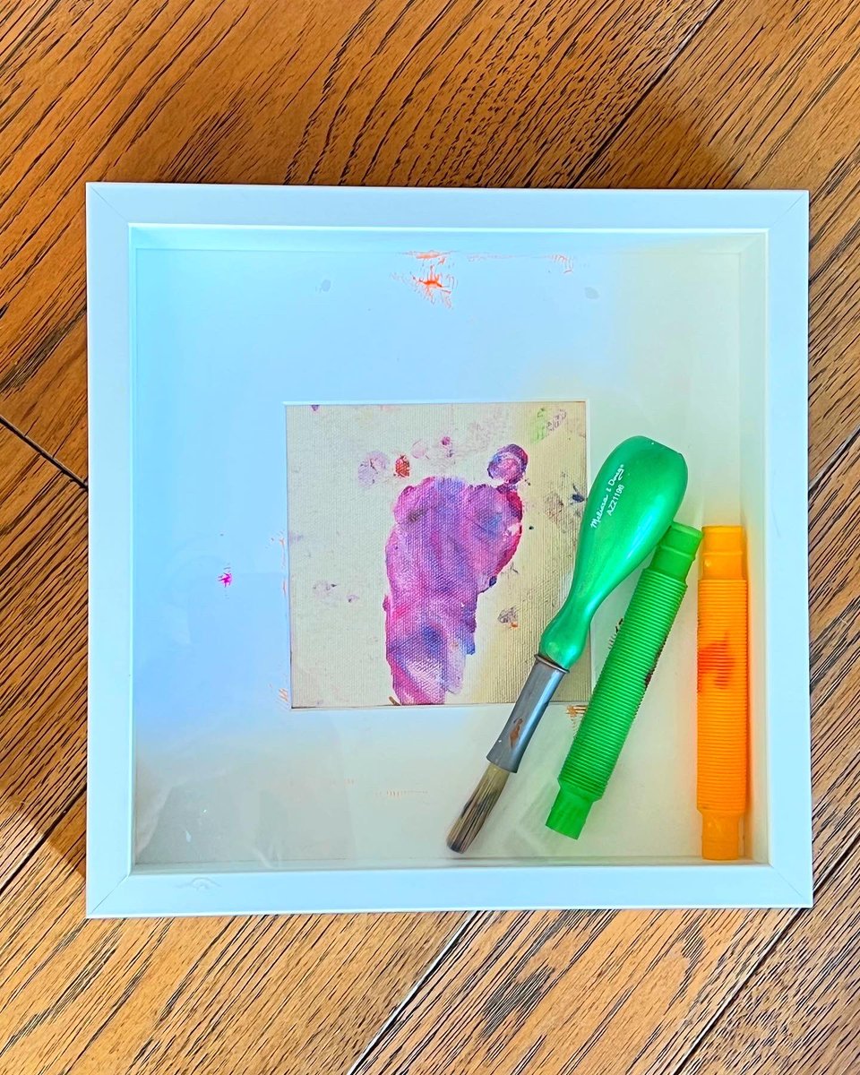 PrissyPopArt's tweet photo. Baby got sick with a bad cold and I had him solo all weekend. Sorry for being MIA. But I did teach him all about art 🌈 https://t.co/y2a9JbMVsB
