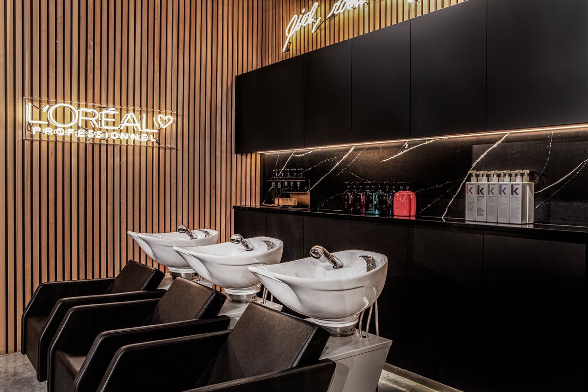 BRUSH Salon tweet media