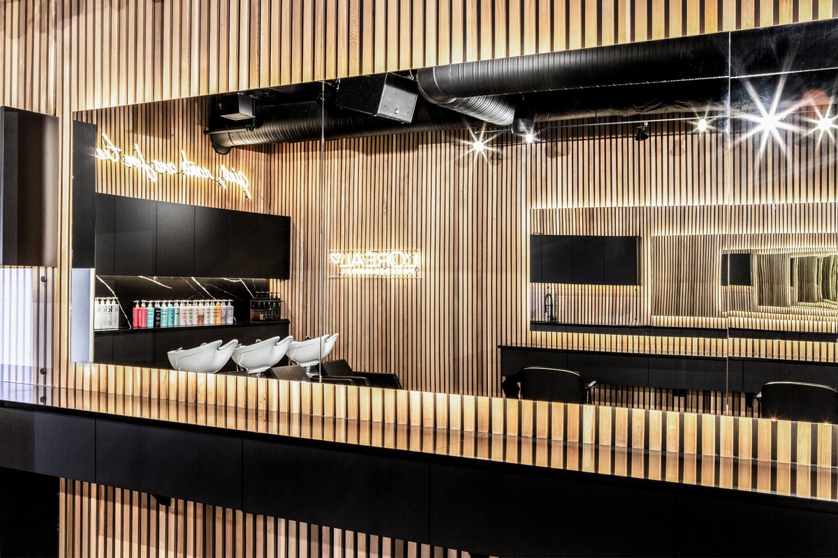 BRUSH Salon tweet media