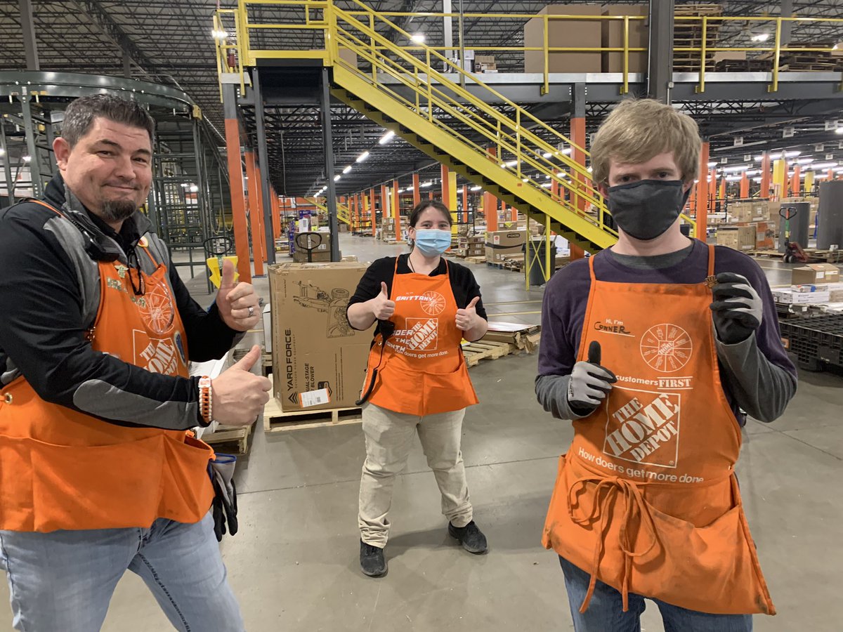 COH Conner Brown - doing the right thing - picking up debris on the floor <a href="/Bgain1Bill/">Bill gainey</a> <a href="/HDRLC8615/">Home Depot RLC 8615</a> <a href="/IsenhowerJeff/">Jeff Isenhower</a> <a href="/BSteblek/">Brandon Steblek</a> @mmusick77