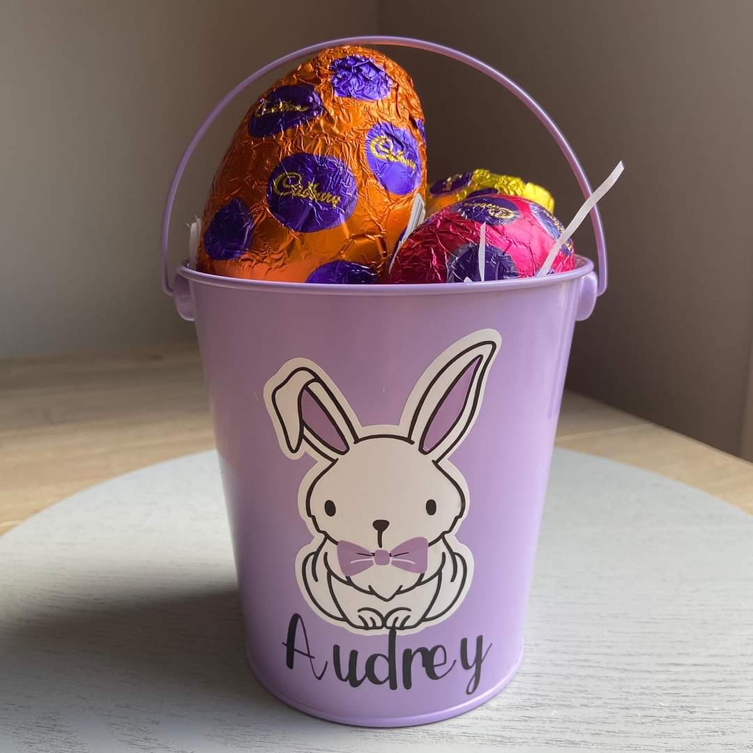 Ark_Arrow_Graze's tweet photo. Our Easter Range is now live! 

Introducing the Personslised Easter Bucket.

$25, eggs included.

Pickup from Clyde in April.

Order via our page!

https://t.co/mau7RWzKVc

#Easter #eggs #Gifts #personalised https://t.co/L88JFFEQmZ