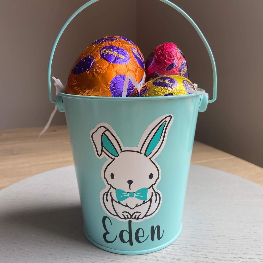 Ark_Arrow_Graze's tweet photo. Our Easter Range is now live! 

Introducing the Personslised Easter Bucket.

$25, eggs included.

Pickup from Clyde in April.

Order via our page!

https://t.co/mau7RWzKVc

#Easter #eggs #Gifts #personalised https://t.co/L88JFFEQmZ