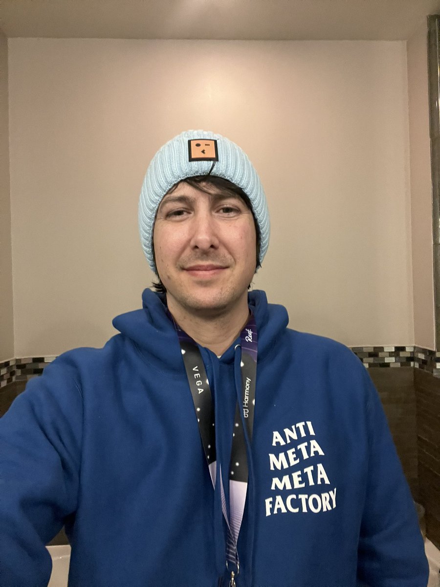 dao_fren's tweet photo. @EthereumDenver @zico_eth That @TheMetaFactory drip plus some #ETHDenver boxers/socks to give it a proper foundation. #metafactory https://t.co/KpYDrBZJ6b