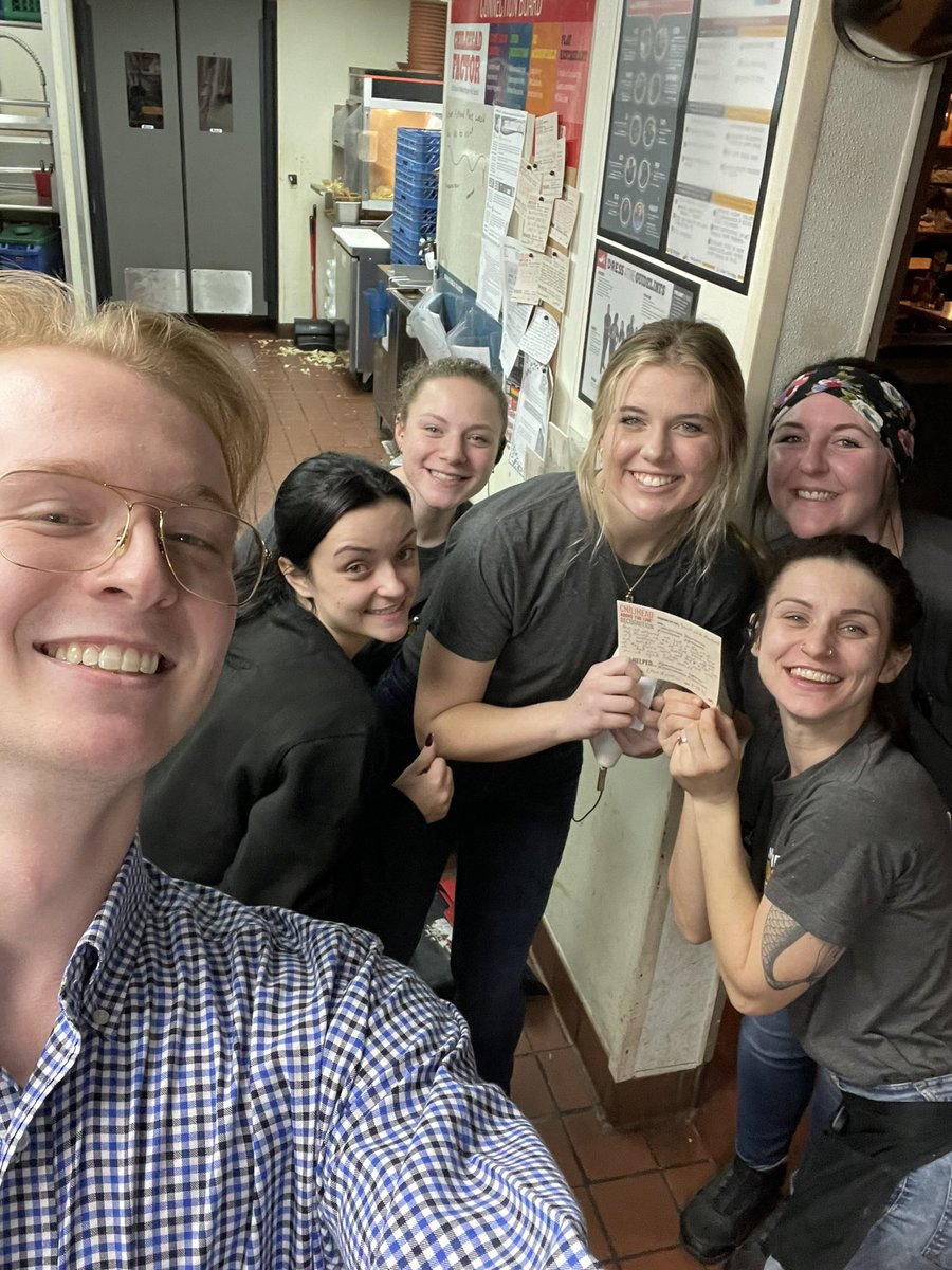 gump_ethan's tweet photo. Thank you Team North Plainfield! You deserve this ATL! You all made me feel so welcome and got each item out to the guest hot, fast, and with a smile all night long! That’s how we do things the #chilis way! #midwestisthebest 🌶

@Chilis @clflesh https://t.co/9CvWT7FIZA