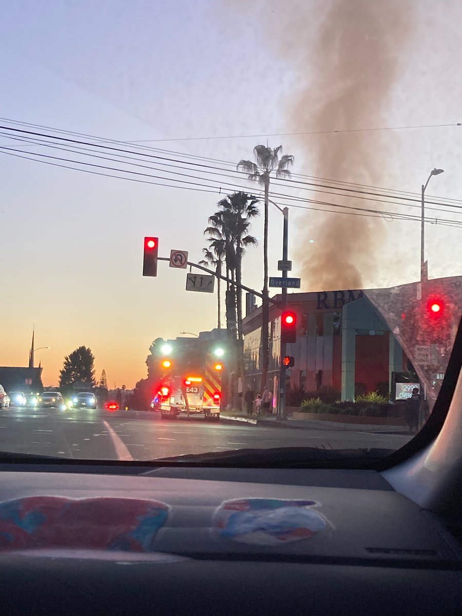 HylaLCSW's tweet photo. ⁦@Culvercity311⁩ ⁦@knxnews⁩  Fire in National at Overland. They closed off the street right when I got off the 10W. Probably opened up by now. https://t.co/WF8HIP2dtc