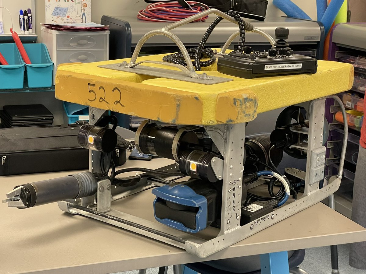 CCWithLearning's tweet photo. CTE presentations today from the Navy Base (3D Printing, Oceanography, Underwater Robots- ROVs, and Divers). What a great experience to learn about STEM careers. https://t.co/db0IeoXp7j