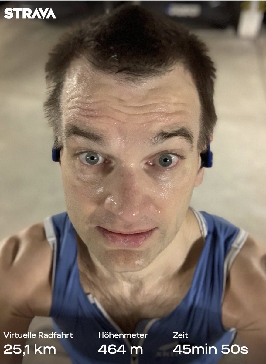 jensandmie's tweet photo. Beim Fahren mit A. Anquetil (4,2w/kg Pacebot) komme ich schon etwas ins Schwitzen.
Ist nicht komplett im extensiven Bereich.
#Morgentraining #Zwift https://t.co/MGeXHt6Cv0