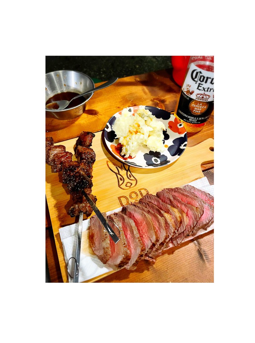 uuuyamamura's tweet photo. #過去pic  #DOD の #カッティン���ボード での #キャンプ飯  うさちゃん🐰が可愛い♥ https://t.co/ARUHARdTAv