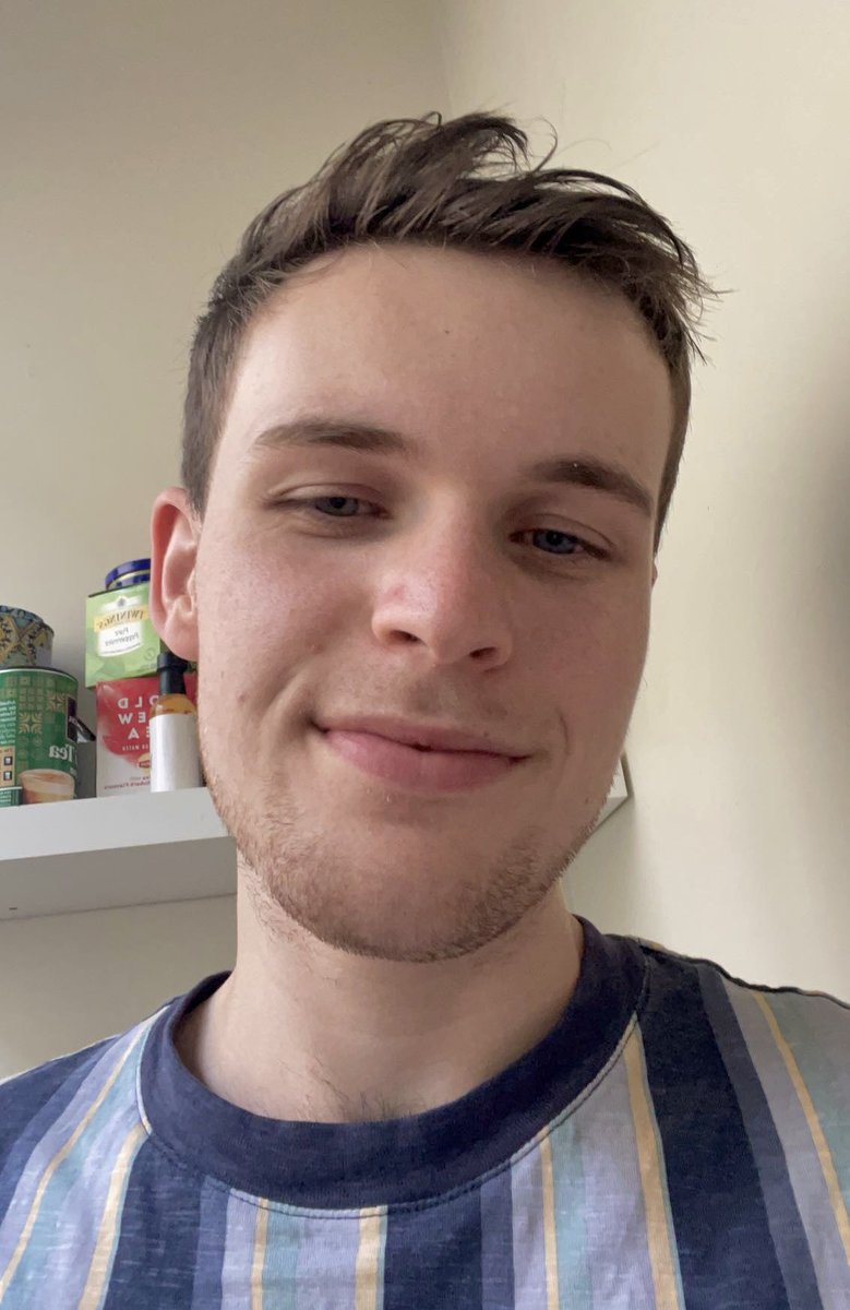 Is it weird for a 24 year old to date a 21 year old gorima