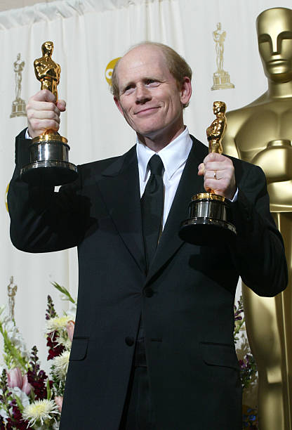 Happy 58th birthday to Ron Howard!

What\s your favourite Ron Howard film? 