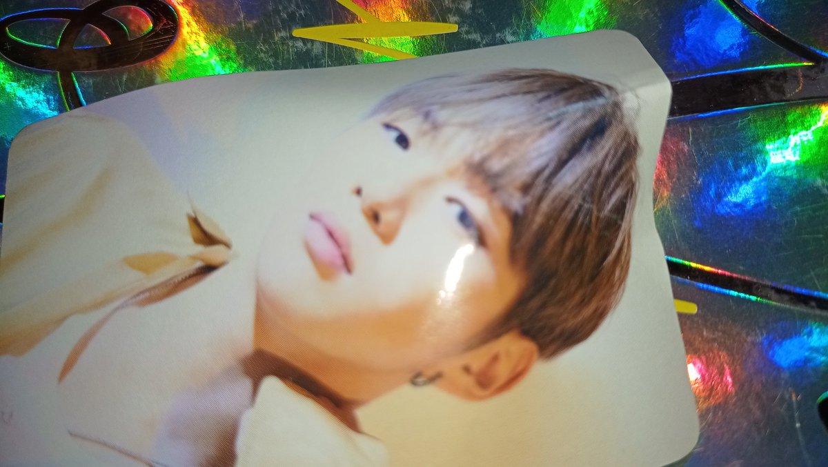 iZx02_'s tweet photo. antanga ko huhu di ko man lang namalayan na nalabas siya sa album 😭😭 https://t.co/MAh2UdzWim