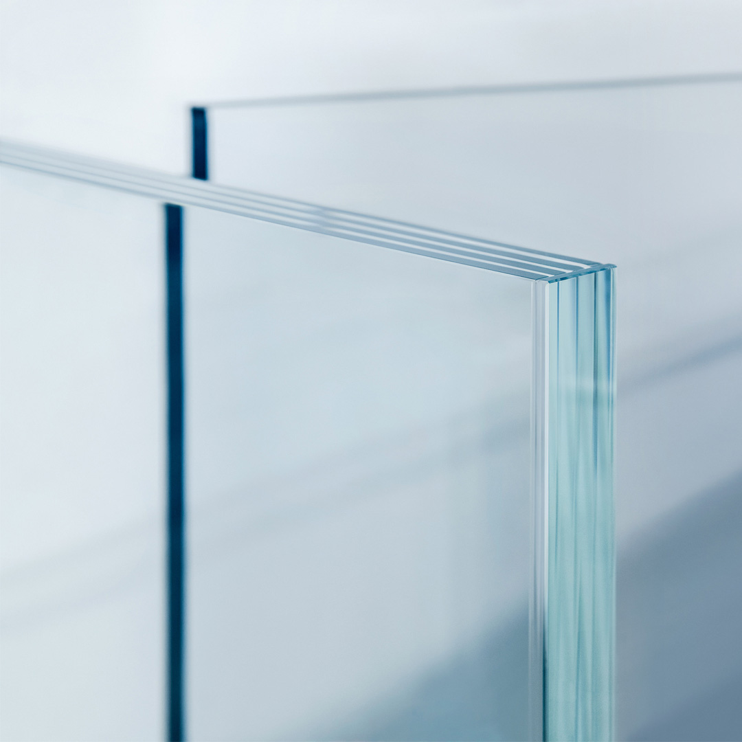 sedak_int's tweet photo. Our new sedak #clearedge brochure is out now! Be be green and download a digital copy from our brochures section on our website here https://t.co/St84BCeaoL
#sedak #leadingglass #sedakclearedge #handrails #glassfins #parapet https://t.co/JxoxkT2Rzj