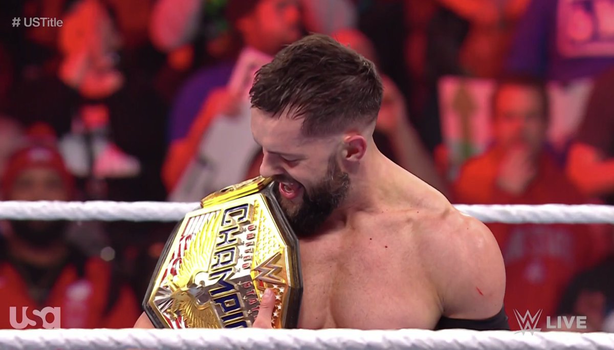 ArabellaAgnes's tweet photo. NEW UNITED STATES CHAMPION FINN BALOR!!! #WWERAW https://t.co/KcJdJEau50
