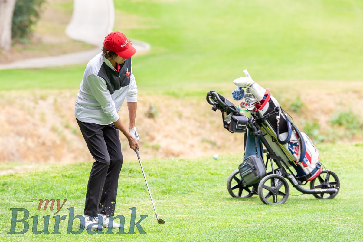 myBurbankSports's tweet photo. Burroughs Golf Looks to Be King This Spring - Lincoln Melcher looks to cap an outstanding career with a fine senior season before moving on to UCLA. #AdamRidaoui #AdonisBasco #AdrielAbaoag #AidanClendenin #AlyHarara #BernardWoods #BevanMaxwell
https://t.co/n7PJGRRgAT https://t.co/vkhMAZ0EVO