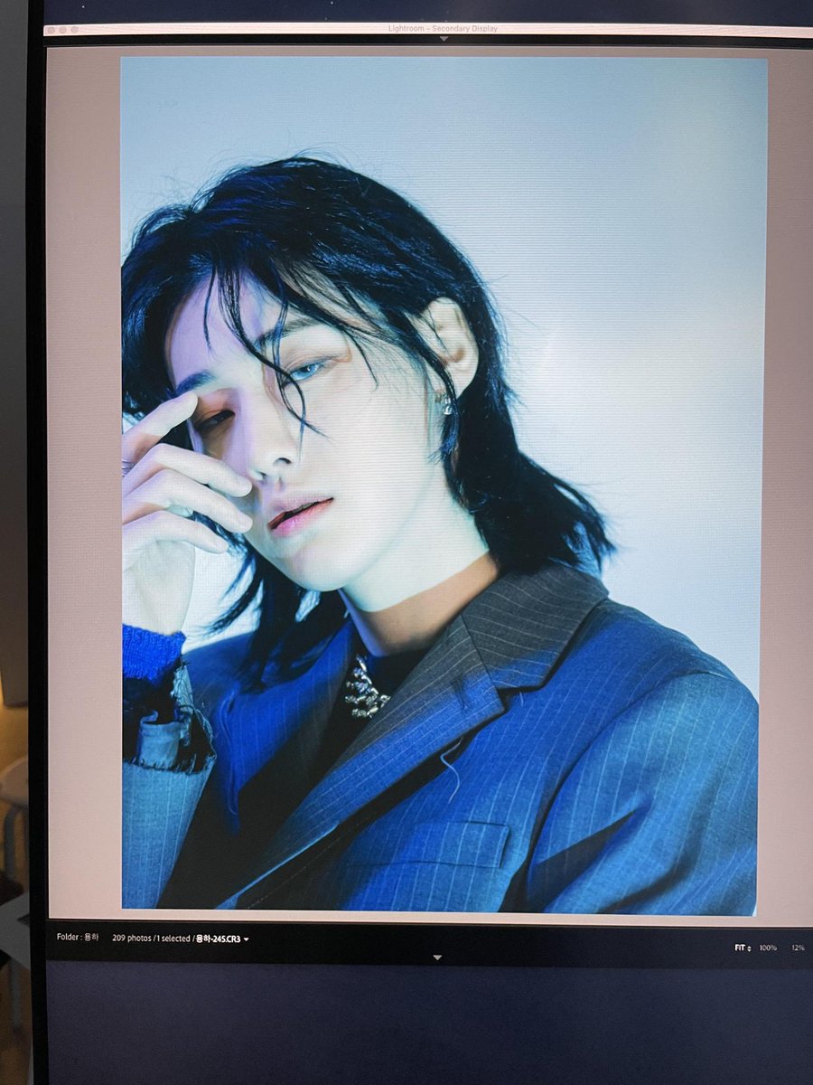 [#UNIVERSO] 01.03.22 - Atualização do Yongha no 🪐

“Isso já foi postado???? hahaha”

#유용하 #YONGHA #WEi
<a href="/WEi__Official/">위아이(WEi)_OFFICIAL</a> <a href="/WEi__Member/">위아이(WEi)</a>