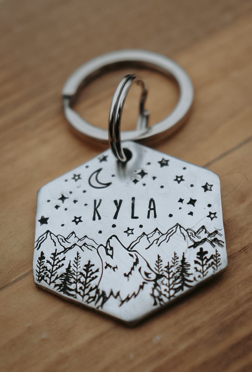 How does one hashtag on Twitter? 🤔 #twitterdogcommunity #metalstamping #SmallBusinesses #howto #pettag