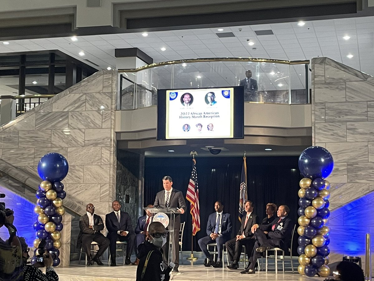SonyaHalpern_'s tweet image. Closing out #BlackHistoryMonth on stage and in the room with city, county and state leaders and honored guests, acknowledging the many important contributions of Black Atlantans and Georgians and a shared commitment to work together toward #OneAtlanta and #OneGeorgia.