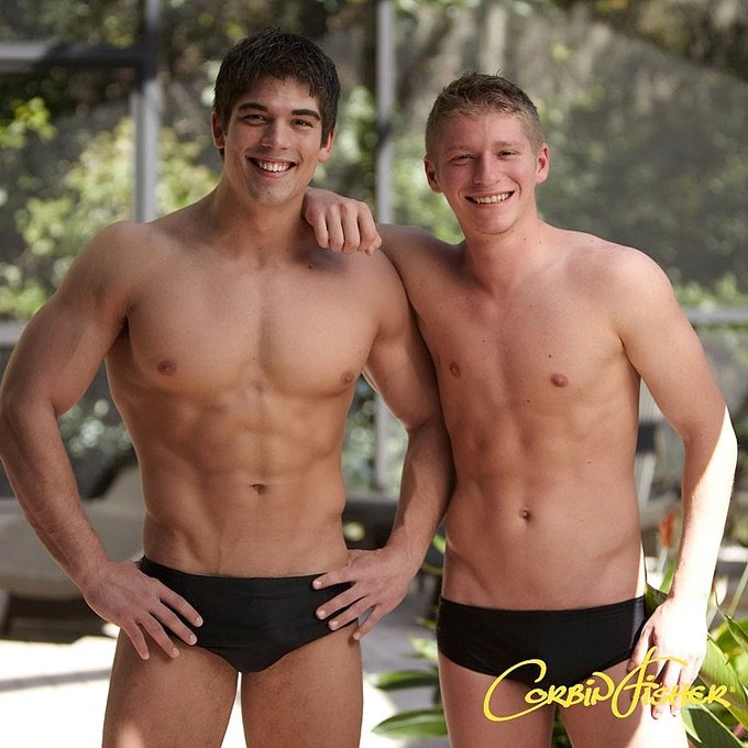 #ToplessTuesday Aiden and Josh ??

#gay #gayporn #gaysex #muscle #musclehunk #muscleman #hot #handsome