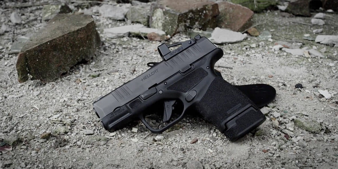 GunUp's tweet photo. The 9mm Hellcat is designed specifically for everyday carry with Adaptive Grip Texture™ and high visibility sights.
Watch Video Here: https://t.co/X8boTGp7FZ
#sahellcat #hellcat #9mm https://t.co/wiFnSmfjVU