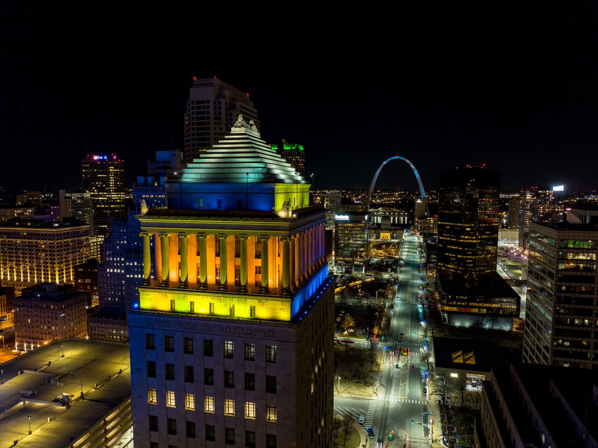 STL_from_above's tweet image. 🇺🇦 St. Louis stands with Ukraine 🇺🇦
@Ukraine 🌻
@ZelenskyyUa 🌻
.
.
.
#stlouis #STL #stlouisgram #explorestlouis #aerialphotography #stlouismo #photography #beautiful #ukraine #Illinois #Missouri #ukrainewillresist #ukrainewar #ukraine🇺🇦 #peace #drones #nowar #nowarinukraine