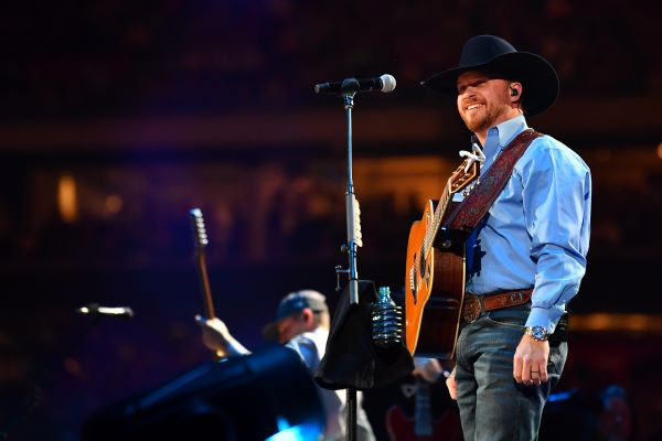 Way to kick-off opening night! Great performance from <a href="/codyjohnson/">Cody Johnson</a> !