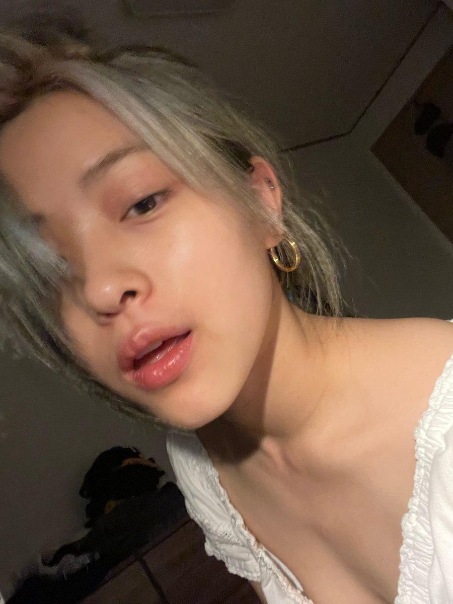 UNIVERSEITZY's tweet photo. shin ryujin ✨ https://t.co/fhmQdz09gI