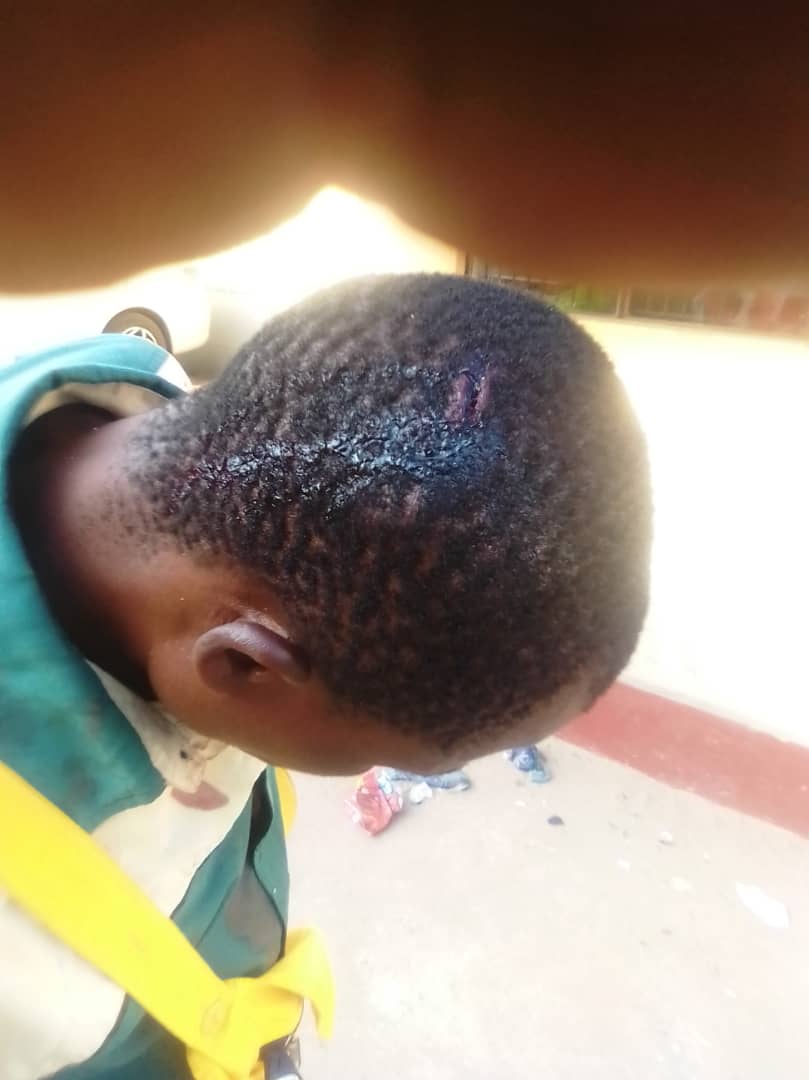 cccwelfare's tweet photo. Today 6 members of CCC in Epworth who were arrested when they wanted to open a docket against ZANU PF thugs who ambushed and violently attacked them during a door to door campaign are being taken to court. @cccwelfare @MaureenKade https://t.co/suha4PKSgM