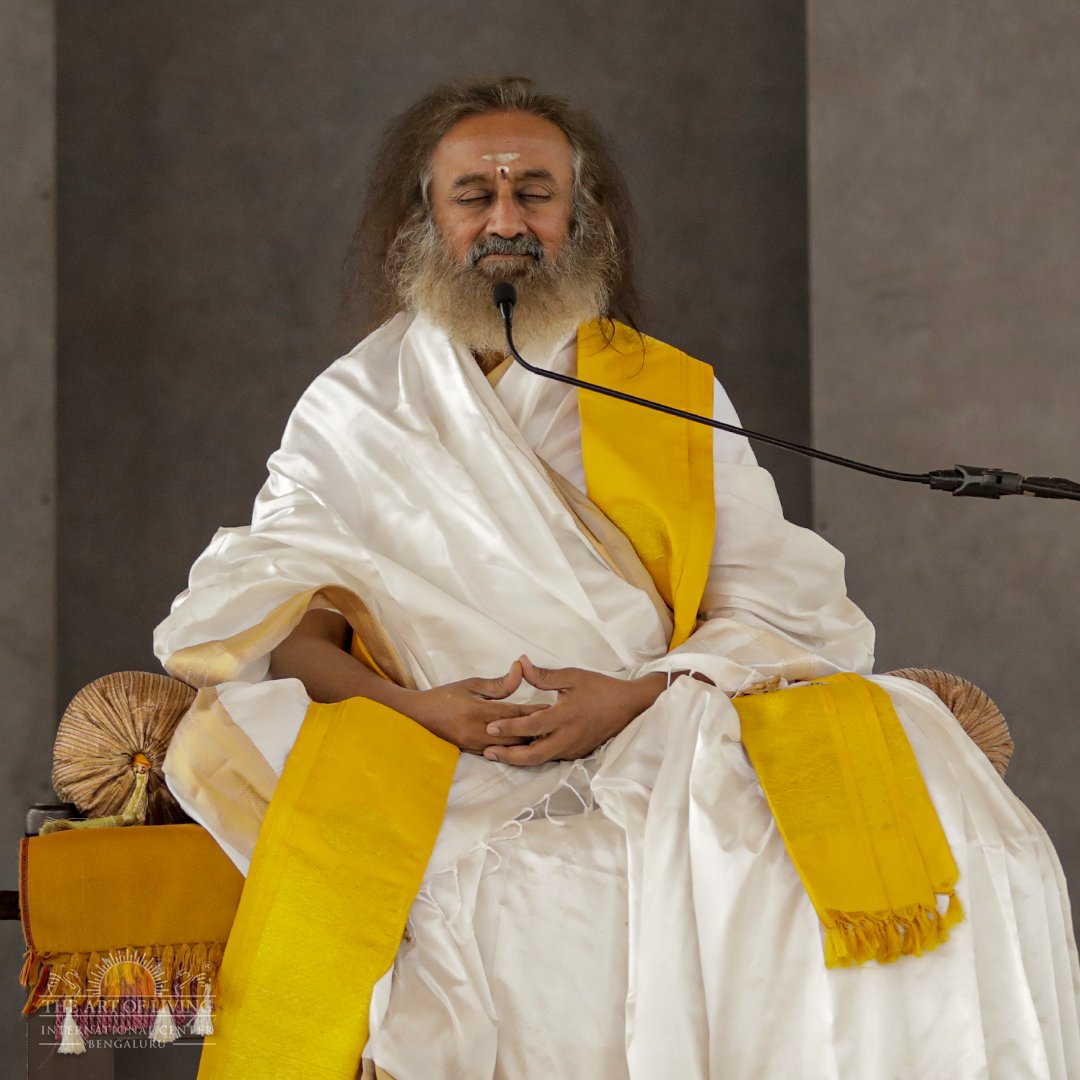 ArtofLivingIC's tweet photo. Sri Rudram - a magnificent program that left the attendees spellbound as Gurudev @SriSri decoded deeper meanings and insights from the ancient text, concluded today.

Entire Vishalakshi Mantap was reverberating with joy &amp; bliss amidst the deeper wisdom &amp; authentic Vedic recitals. https://t.co/woGmXUPQYR
