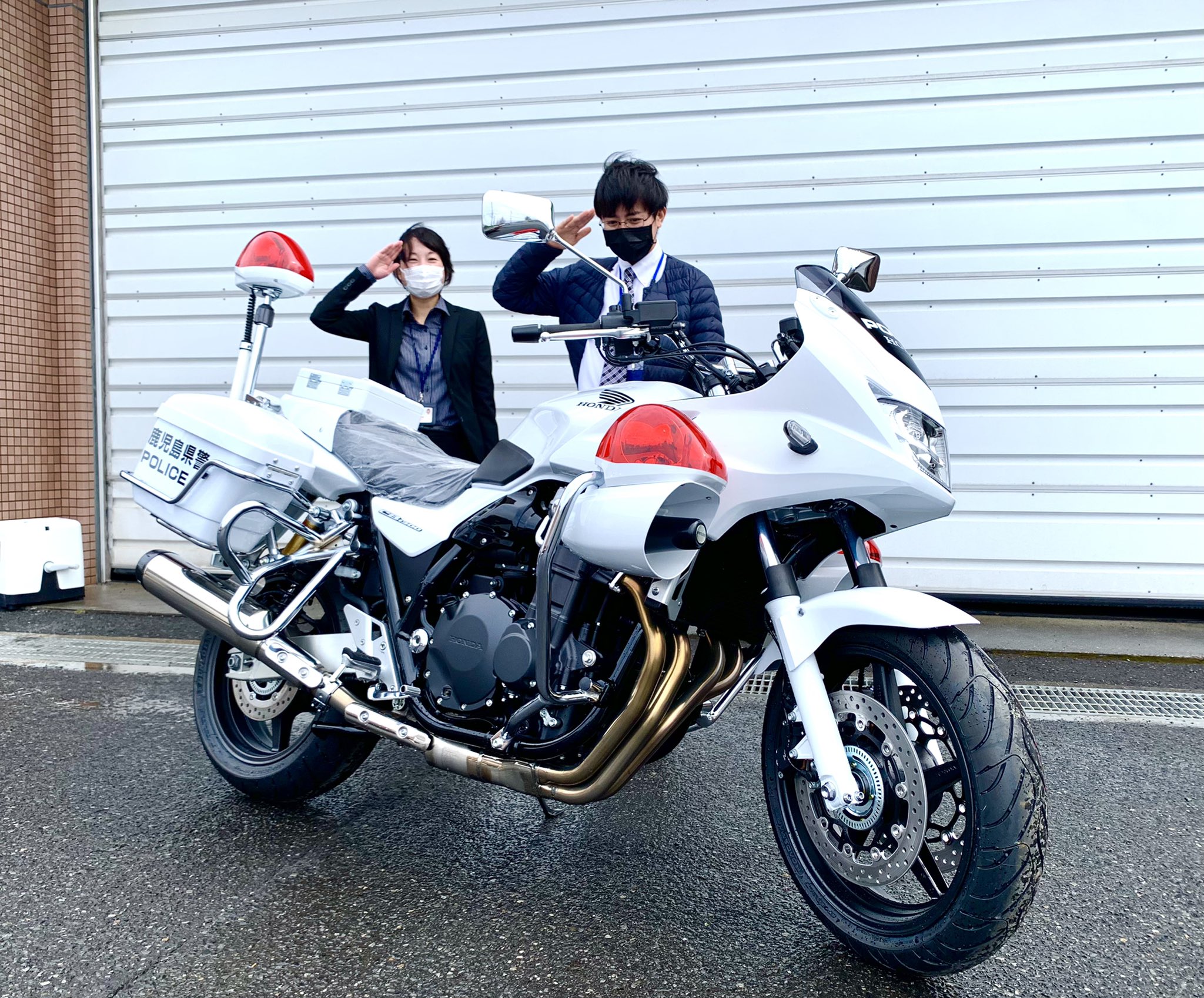 白バイ cb1300 世界的に有名な 白バイ cb1300 世界的に有名な
