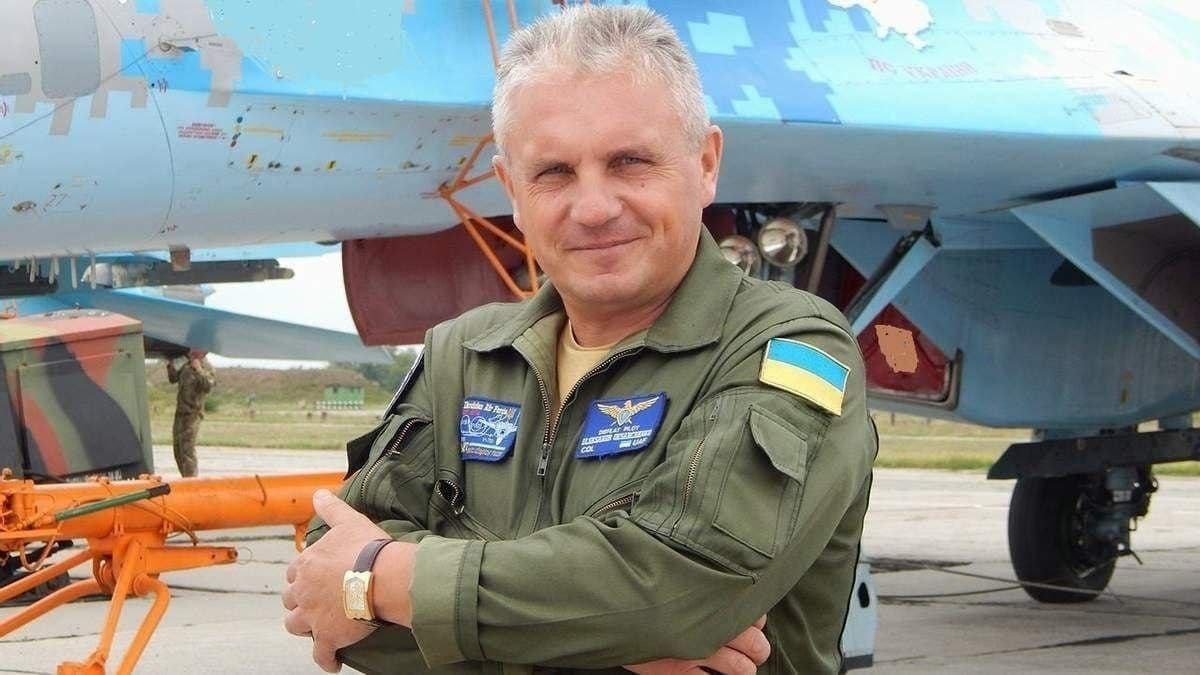 В воздушном бою погиб один из лучших летчиков-истребителей в мире – украинский полковник Александр Оксанченко
Он отвлекал на себя вражескую авиацию.

Президент Украины Владимир Зеленский наградил посмертно Оксанченко званием Героя Украины.

Вечная память 🙏