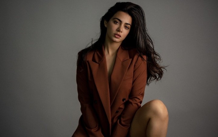 FilmsEnSerie_FR's tweet photo. Joyeux anniversaire ร Emeraude Toubia qui fรชte aujourd'hui ses 33 ans !
Surtout connue pour son rรดle d'Izzy dans #Shadowhunters, elle a plus rรฉcemment jouรฉ dans la sรฉrie #WithLove, et elle sera cette annรฉe ร l'affiche des films #TheRedo et #LikeItUseToBe https://t.co/SWG2X1bJPF