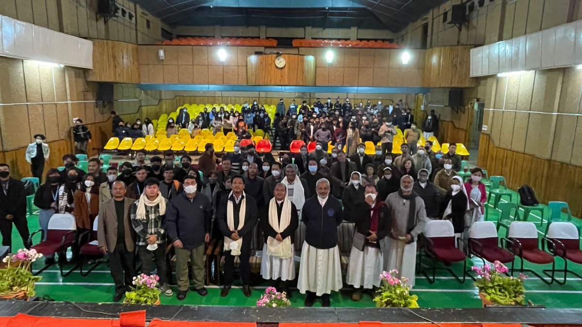 jobysdb's tweet photo. Blessing of Foundation Stone… of Rev Fr Joseph Bacchiarello sdb Annexe … in the Presence of Shri Conrad K Sangma , the Honourable CM of MEGHALAYA and Rev Fr Paul O Lyngkoy sdb, Provincial… DEO GRACIA…@CMO_Meghalaya @SAC_SHILLONG https://t.co/84250pFnCI