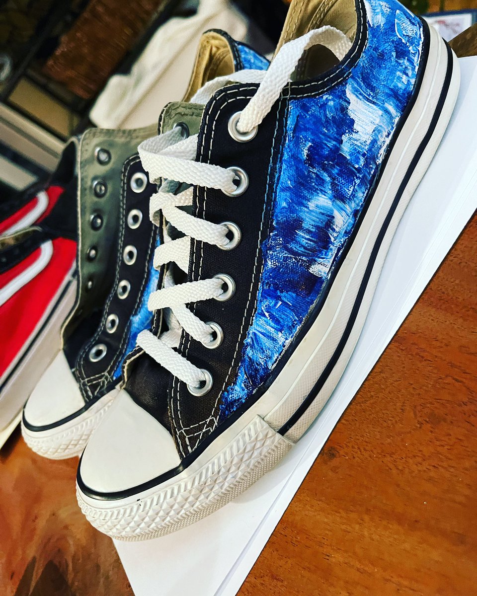 #paintingchucks